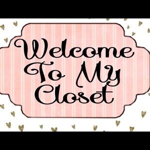 Welcome to my closet! Happy Poshing! ❤️👠💄👗